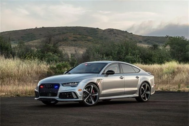 Biến Audi RS7 Sportback thành xe bọc thép nhanh nhất thế giới - 3