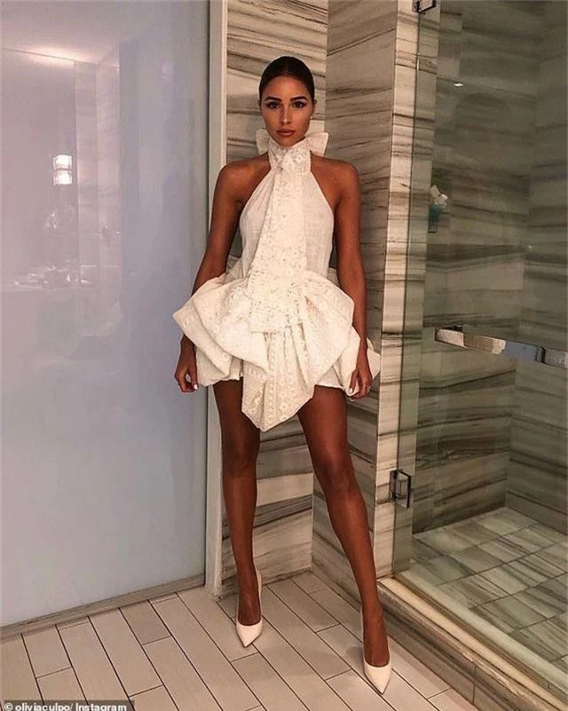 Hoa hậu Olivia Culpo gợi cảm tái xuất sau tiết lộ bị trầm cảm - 7