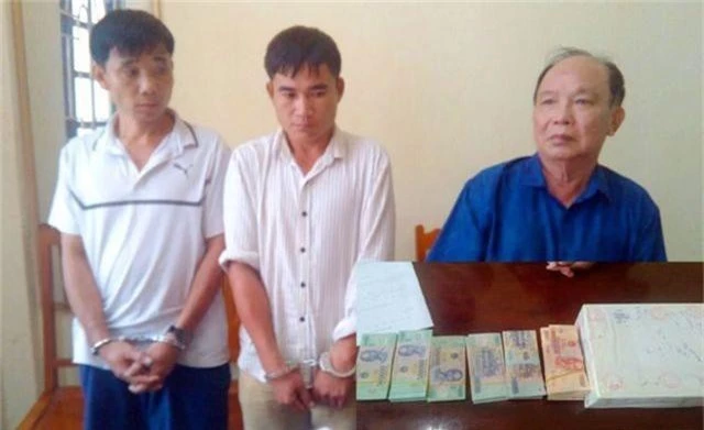 Vận chuyển thuê 3 bánh heroin từ Thanh Hóa ra Hà Nội với giá 30 triệu đồng - 1