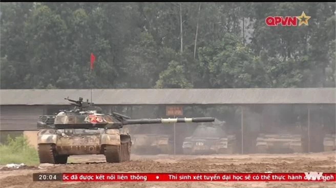 Viet Nam “lot xac” T-54 giup linh tang dua tai o Tank Biathlon-Hinh-3