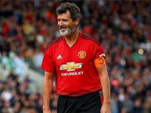 Roy Keane được bầu là thủ quân vĩ đại nhất lịch sử Ngoại hạng Anh