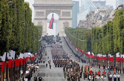Pháp diễu binh quy mô lớn mừng Quốc khánh