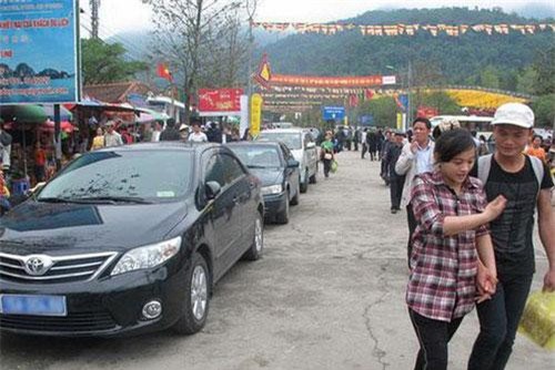 Sử dụng xe công đưa đón người nhà sẽ bị phạt từ 10-20 triệu đồng