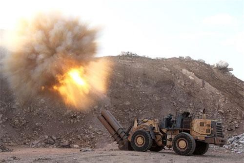 Phiến quân khủng bố Syria chế tạo pháo tự hành chống tăng có một không hai