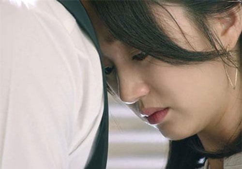 Nỗi đau đớn, dằn vặt không thể tha thứ cho bản thân của một người vợ đã ngoại tình!