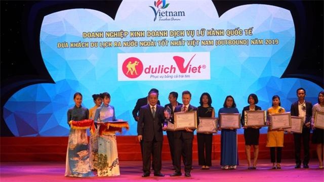 C&#xF4;ng ty Du l&#x1ECB;ch Vi&#x1EC7;t l&#x1EA7;n th&#x1EE9; 6 li&#xEA;n ti&#x1EBF;p &#x111;&#x1B0;&#x1EE3;c t&#xF4;n vinh t&#x1EA1;i gi&#x1EA3;i th&#x1B0;&#x1EDF;ng Du l&#x1ECB;ch Vi&#x1EC7;t Nam