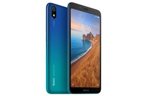 Là smartphone giá rẻ nên Xiaomi Redmi 7A chỉ sử dụng vỏ nhựa nguyên khối. Máy có kích thước 146,30x70,41x9,55mm, trọng lượng 150 g. Nhờ được sơn phủ lớp nano nên Redmi 7A có khả năng “miễn nhiễm” khi đi trời mua hoặc vô tình làm đổ nước vào.