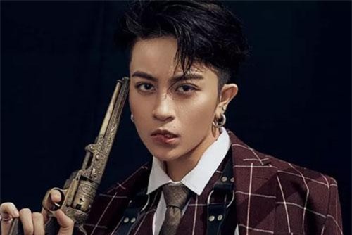 Gil Lê đẹp trai như tài tử Hong Kong trong bộ ảnh mới