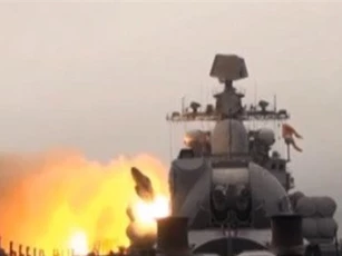 Clip: Cận cảnh Nga thử tên lửa siêu thanh Mosquito với vận tốc hơn 3400 km/h trên biển Nhật Bản