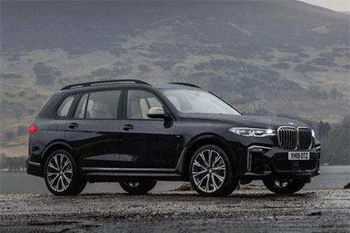 8. BMW X7.