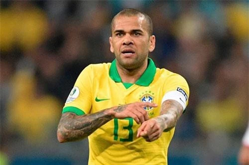 Dani Alves.