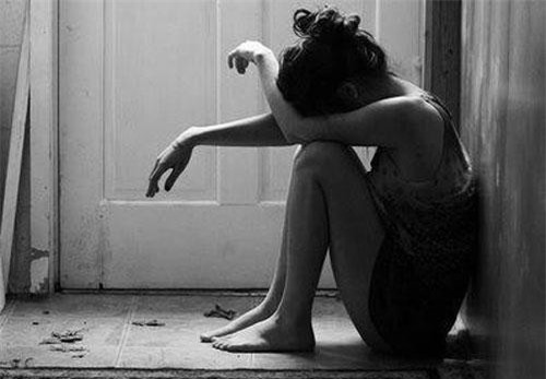 'Thăng hoa' bên người cũ đã có gia đình, tôi lặng người khi anh đưa ra đề nghị