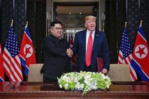 Ông Kim Jong Un và Donald Trump.