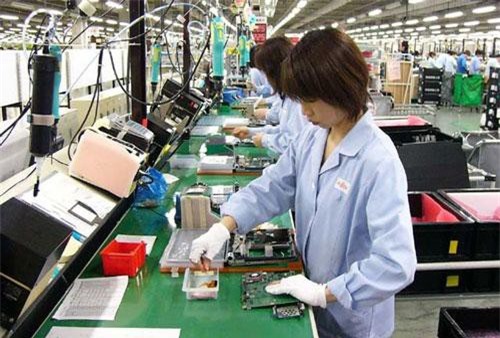 Apple chuyển nhà máy sản xuất phụ kiện quan trọng từ Trung Quốc về Việt Nam