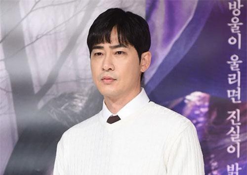 Sau bê bối tình dục, Kang Ji Hwan bị chấm dứt hợp đồng