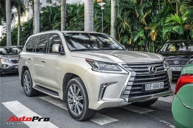 Choang vang dan xe Lexus LX570 bien so sieu dep hinh anh 3