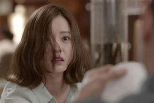 Phát hiện chồng “làm việc” cùng gái lạ, vợ quyết ra tay không ngờ gây hoạ