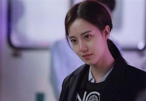 Nhờ chồng mua bỉm cho con, anh mang về 1 loại lạ hoắc khiến tôi phát hiện ra bí mật động trời