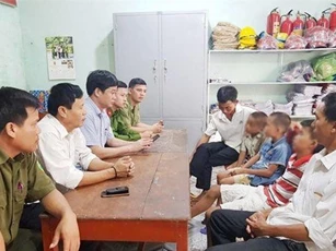 Nghệ An: Sự thật về  việc 3 cháu bé bị kẻ lạ mặt lừa đi chơi