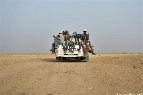 Những cuộc hành trình lạc giữa sa mạc Sahara