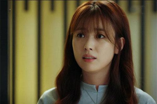 Tối nào chồng về muộn cũng mua đồ ăn cho vợ, một hôm định "đáp lễ" cũng là ngày vợ phát hiện sự thật bẽ bàng