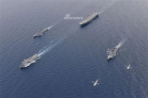 Những hình ảnh mới nhất về cuộc tập trận chung vừa được Nhật tổ chức trên vùng biển Ấn Độ cho thấy sự tham gia của tàu chiến lớn nhất Nhật Bản và tàu chiến lớn nhất trong biên chế của Hải quân Philippines hiện tại. Nguồn ảnh: Sina.