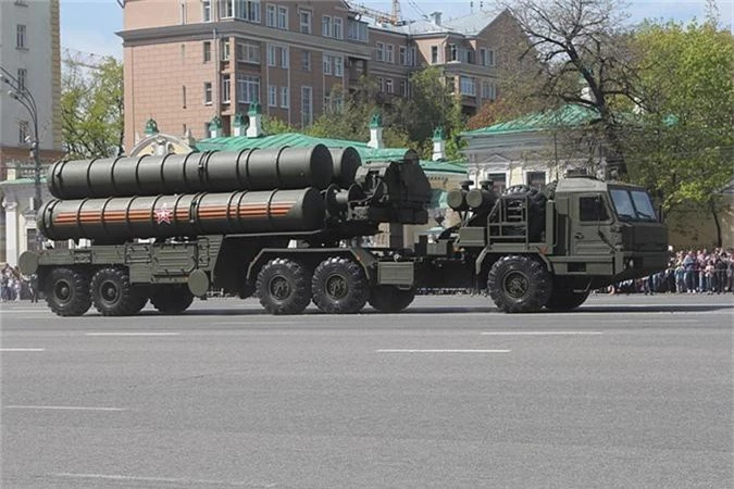 Ten lua S-400 “do bo” xuong Tho Nhi Ky, My bat luc dung nhin!-Hinh-10