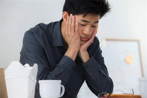 Sốc vì vợ chê mẹ chồng nhà quê nói ngọng