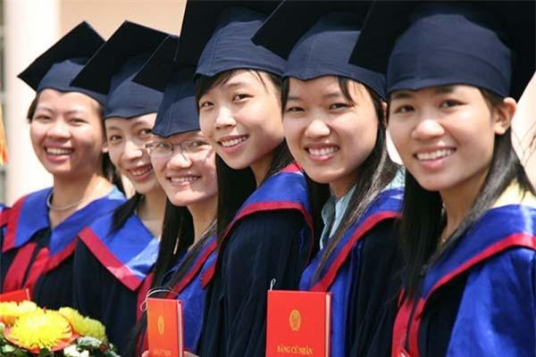 Tạo cơ sở pháp lý cho việc thu hút và trọng dụng nhân tài