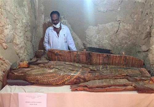 Kho báu bí ẩn trong ngôi mộ 3.500 năm ở Ai Cập