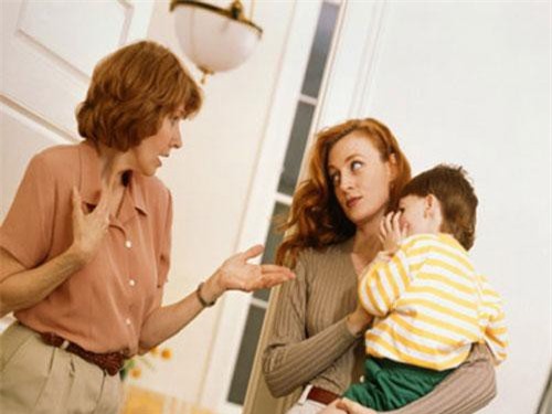 Những lời nói của con dâu khiến mẹ chồng "tăng xông"