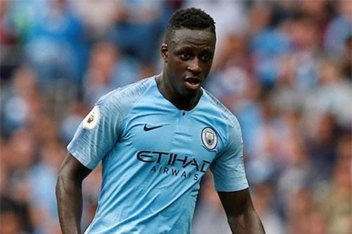 6. Benjamin Mendy (Monaco đến Man City, 52 triệu bảng).