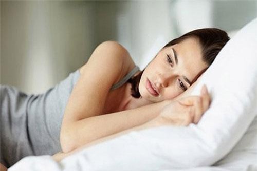 Bầu 7 tháng thèm ăn, con dâu bị mẹ chồng tát liên tiếp