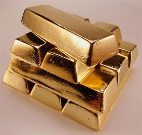 Phát hiện 5 thỏi vàng nặng 5kg trong chiếc xe tăng cổ