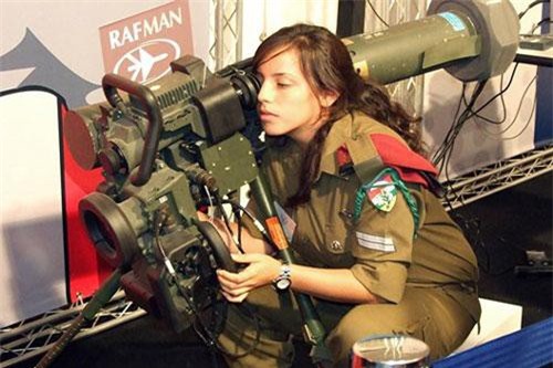 Tên lửa chống tăng Spike Israel thất bại ê chề trong thử nghiệm ở Ấn Độ