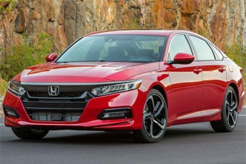 Top 10 xe gia đình tốt lý tưởng nhất năm 2019: Toyota vắng mặt