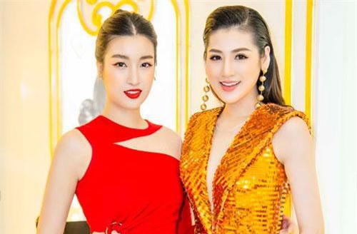 Tú Anh cười tươi, ôm eo Mỹ Linh sau nghi án Hoa hậu yêu thiếu gia