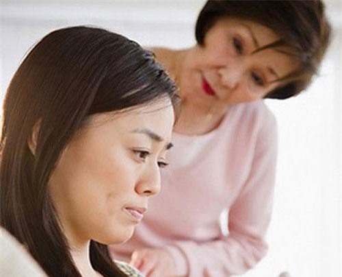 Tôi mới về làm dâu chưa lâu, mẹ chồng đã lộ bản chất