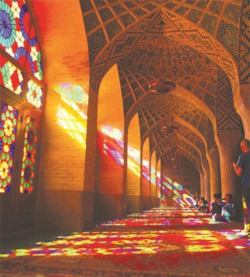 Đắm chìm trong những kiến trúc cổ tại Iran