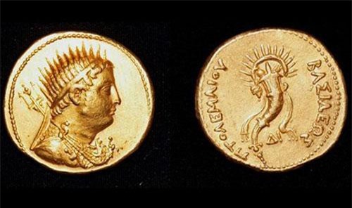Phát hiện tiền vàng cổ từ thời tổ tiên nữ hoàng Cleopatra