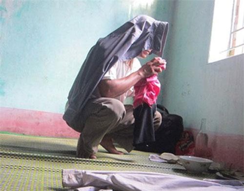 Sự thật thầy mo có lá “bùa công danh” ở miền Tây xứ Thanh