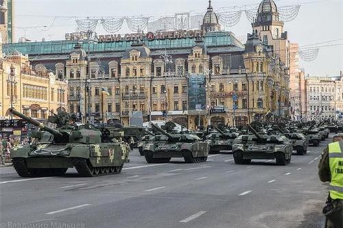 Sự thực Quân đội Nga có thể đánh bại Ukraine trong một tuần