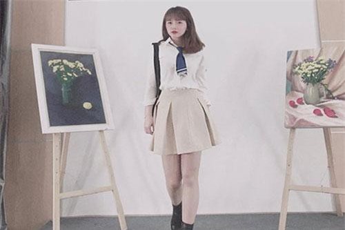 Ngỡ ngàng vẻ đẹp trong veo của nữ sinh đại học Sân khấu Điện ảnh