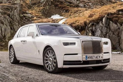 3. Rolls-Royce Phantom.