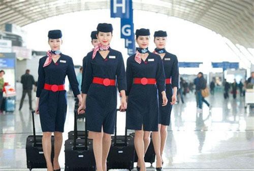 Mê đắm dàn 'chân dài' quyến rũ của các hãng hàng không nổi tiếng