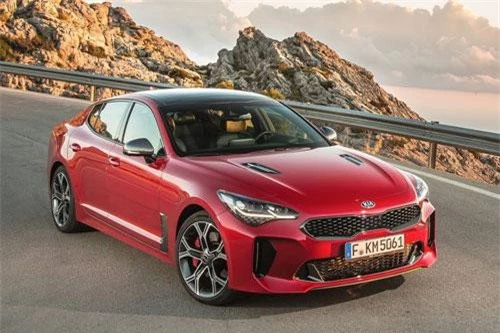 6. Kia Stinger 2019.