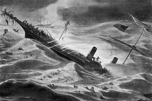 Hồ sơ interpol: Hành trình vào tù của người tìm thấy tàu vàng dưới đáy biển