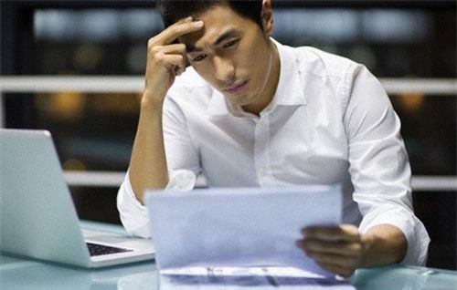 Bắt gặp "cảnh nóng" của vợ với một người đàn ông vẫn sống trong nhà tôi bao lâu nay khiến tôi sốc thực sự, càng đau hơn khi cô ta tiết lộ thân phận gã đó