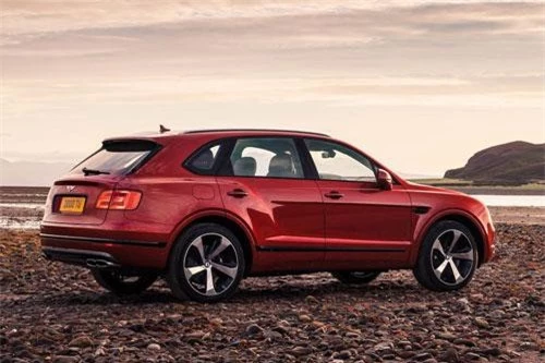 8. Bentley Bentayga.