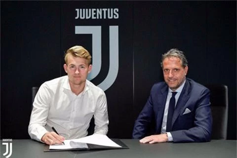 Juventus đã phải tốn nhiều công sức để có De Ligt